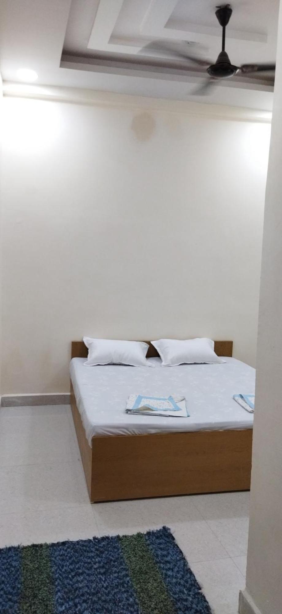 Shree Gajlaxmi Hotel Walking Distance From Mahakaleswar Уджайн Екстериор снимка